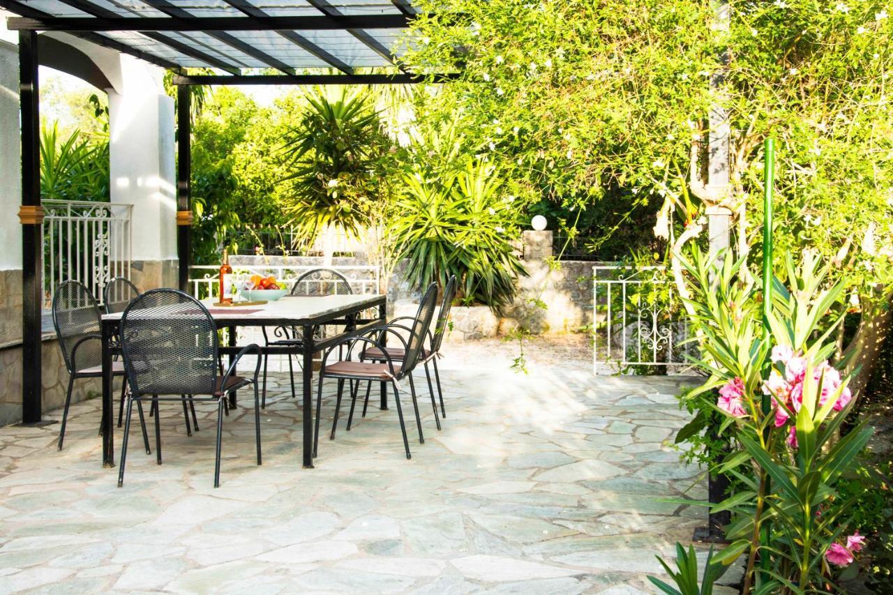Villa Eros Vátos 외부 사진